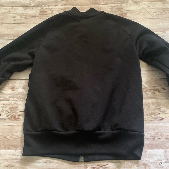 Adidas Original Jacket 5T - Picture 4 of 5
